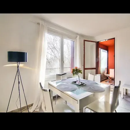 Cambo Apartman *